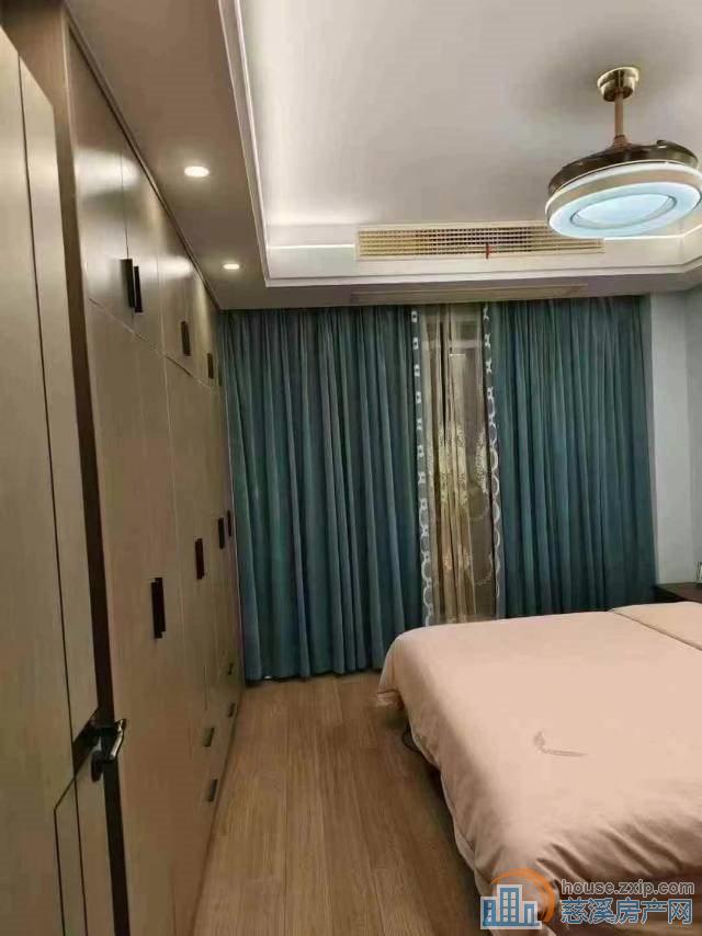 白彭小区精装122平十车位