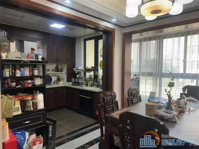 嘉景园电梯房184+车位精装修送家电家具