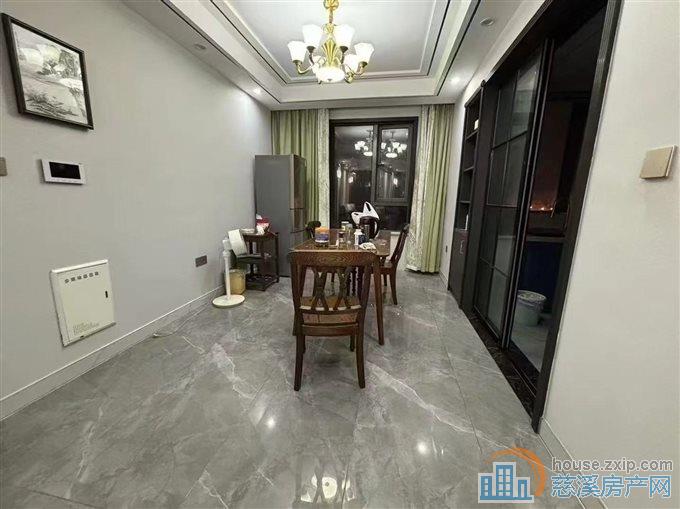 悦华府A区132精装