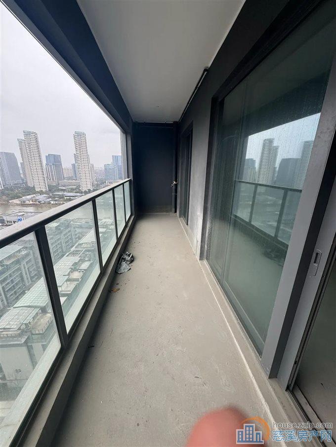 卓越湖樾云著花苑  全新毛坯 湖景房