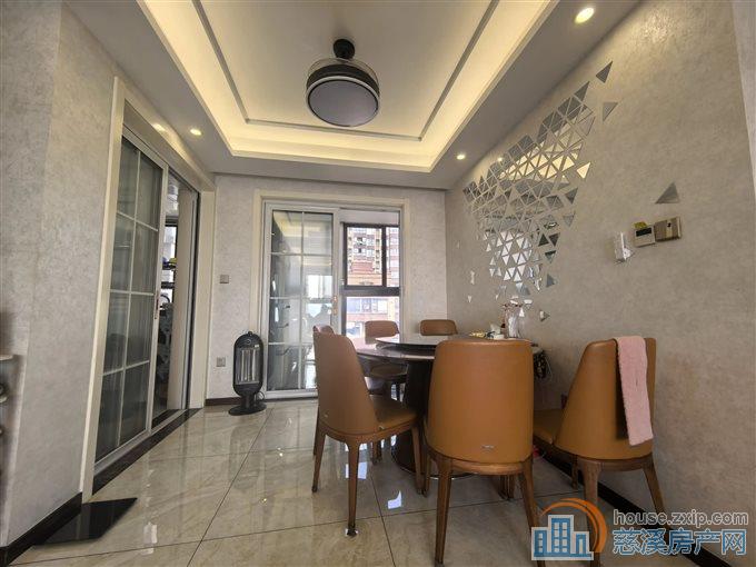 金仕华庭85平精装修175万满五唯一