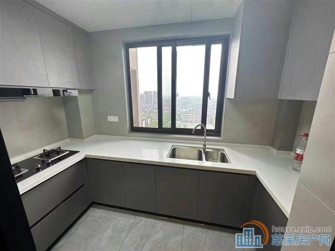 全新精装保利俯院江南125平ZUI佳楼层