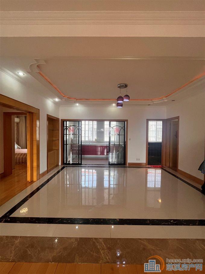 三北公寓157平方145万带车位