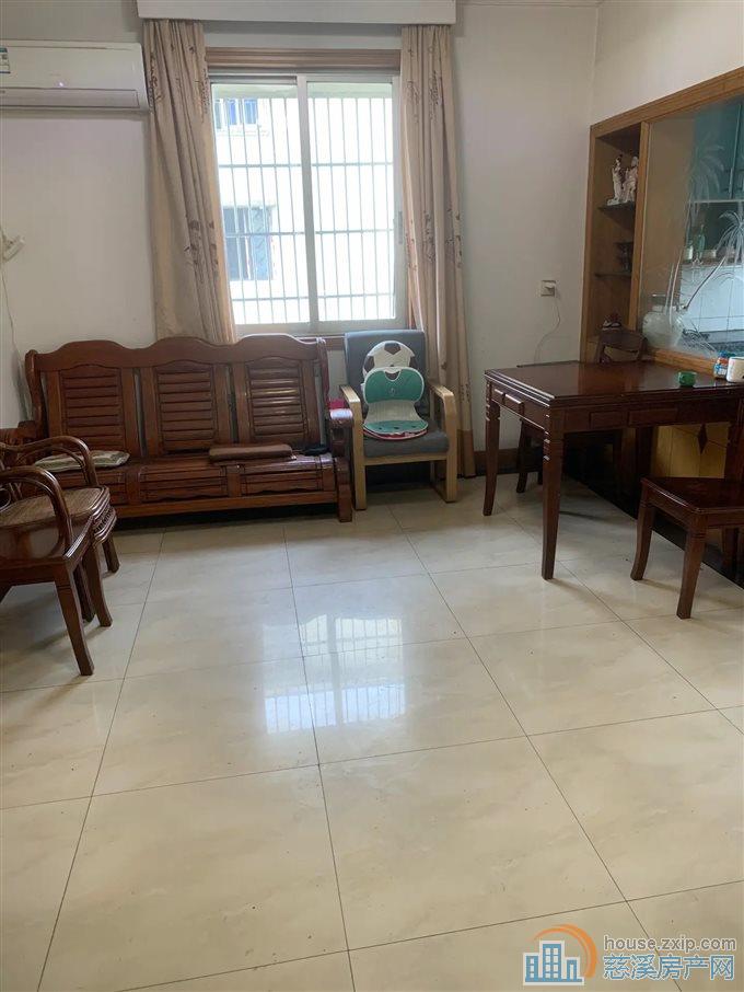 金山南区76平90万满五年楼层好