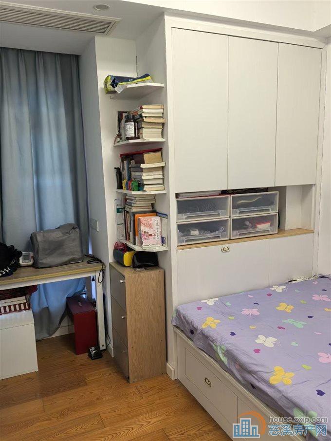 嘉景园 黄金楼层自住精装全送再送车位