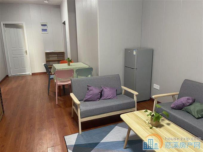 尚德家园90平精装送车位包物业2300元