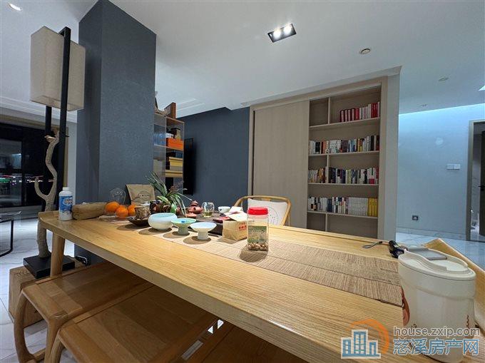 特价：伊顿花苑 黄金楼层大平层精装全送