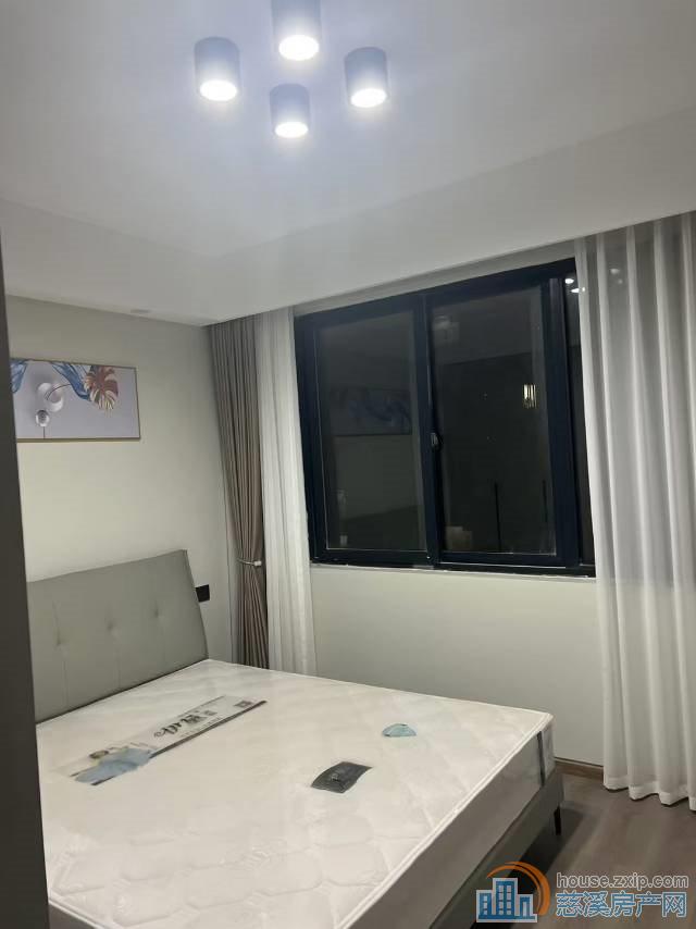 新潮塘88平全新装修全屋定制138万