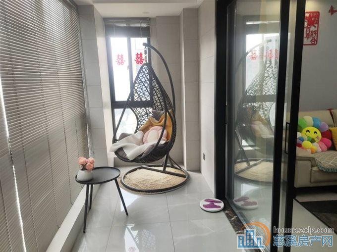 婚装恒厚阳光城二期，黄金楼层边套144平