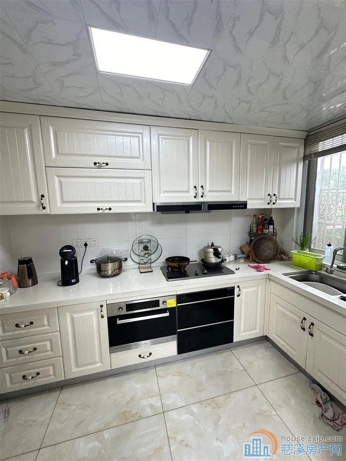 碧海星辰复式 177平 288万 豪装