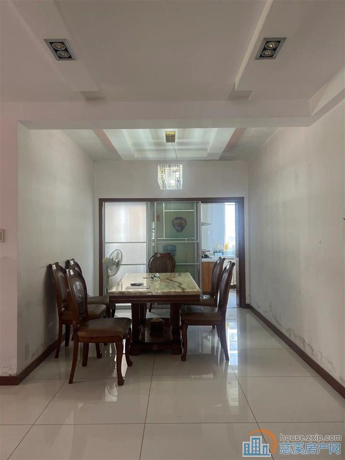 东方明珠  城南精装小区 带车位