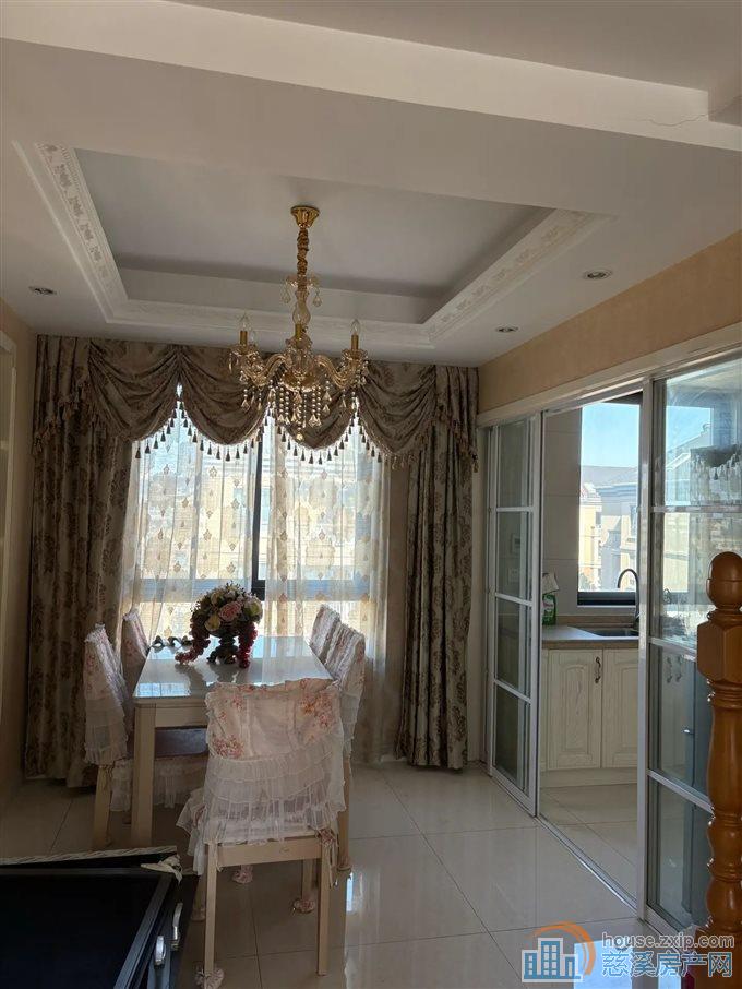 城市桃源 精装复式89平方145万