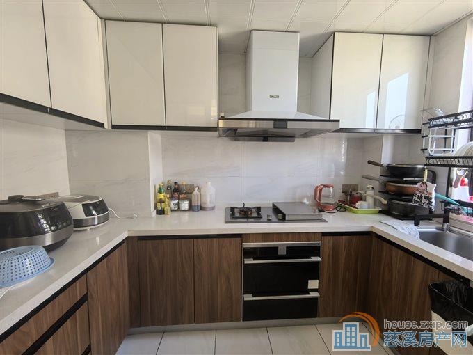 金仕华庭85平精装修175万满五唯一