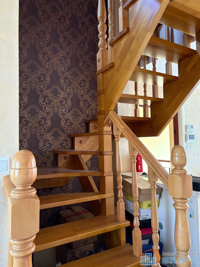 城市桃源 精装复式89平方145万