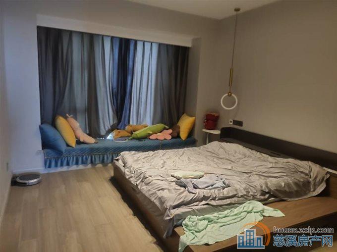 婚装恒厚阳光城二期，黄金楼层边套144平