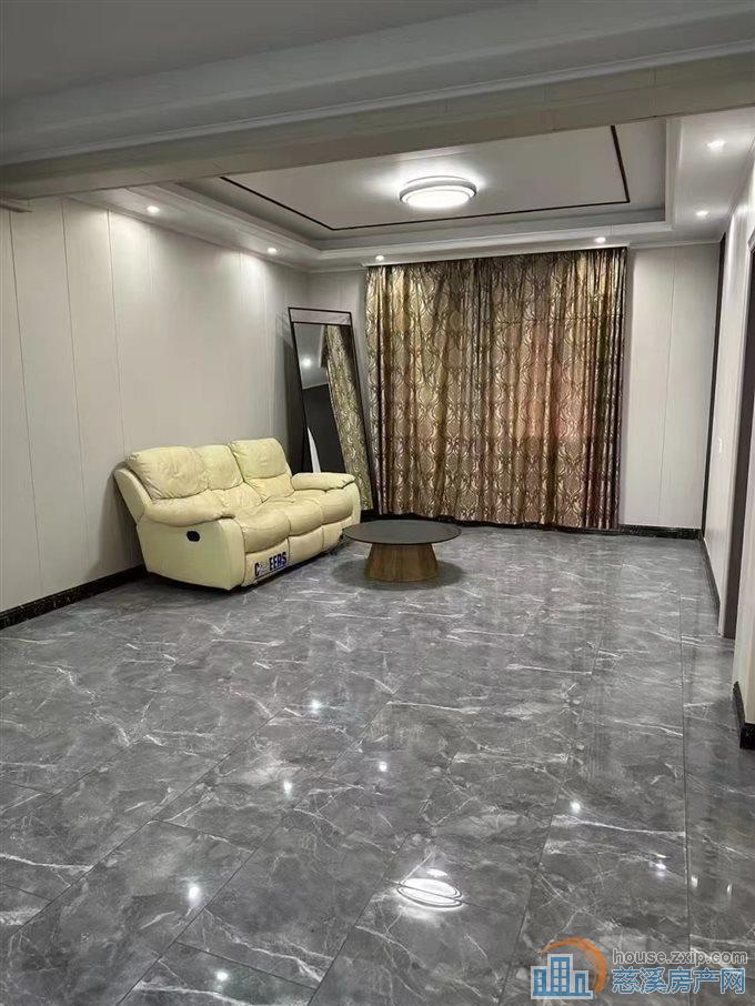 捡嘉景园高楼层137平145万全新精装