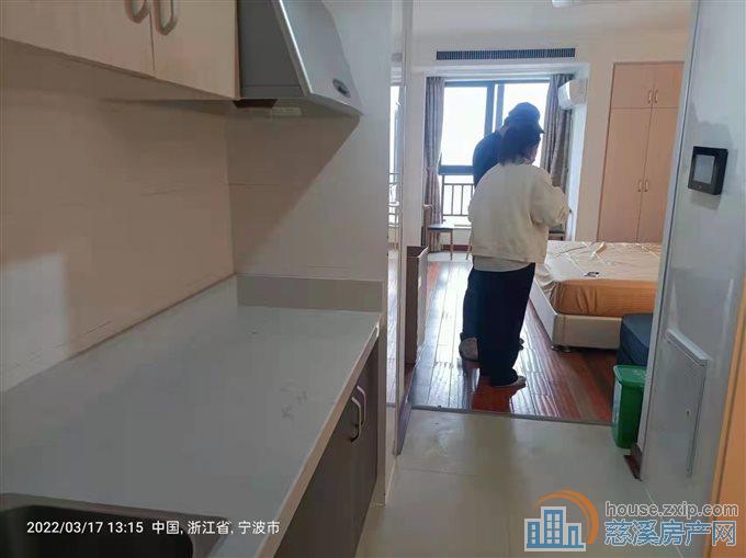 财富中心48平精装朝西中高楼层48万