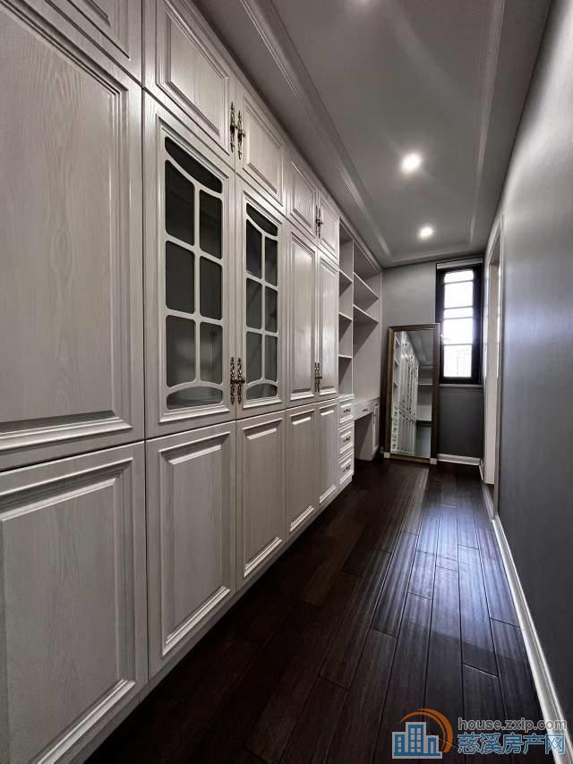 华润凯旋门220平地暖品牌家电