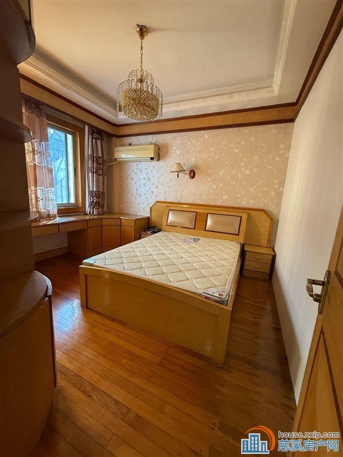 茜苑新村 112平精装三房157万上林