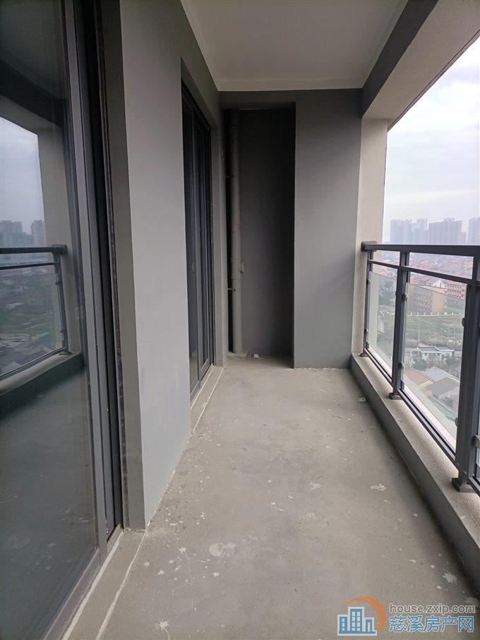 悦翠云庭 毛坯119平方150万无双税