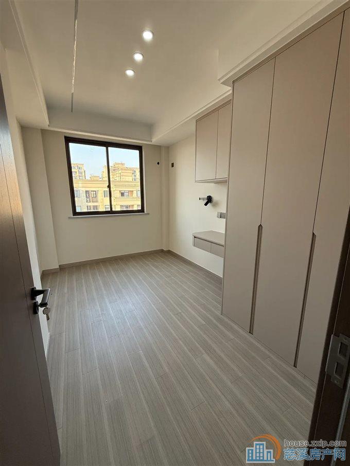 尚德家园电梯洋房 全新精装未入住116万