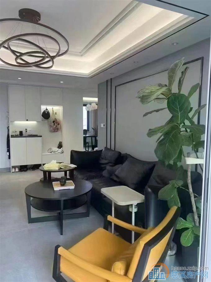 方太美域143平好楼层+车位储物间精装