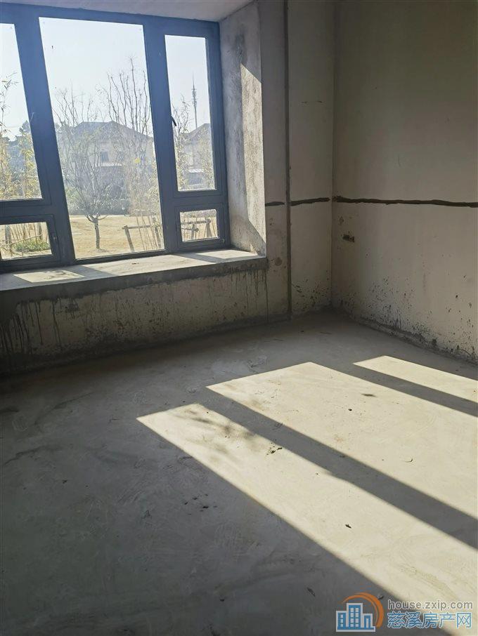 恒大河悦府 全新毛坯 单价只要5000+