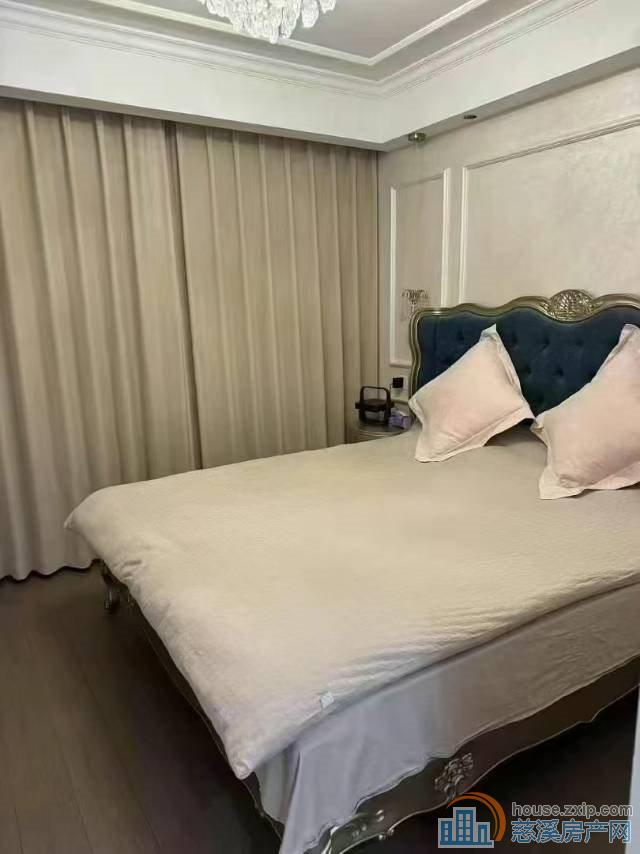 蔚蓝云图95平位置佳3室豪装135万