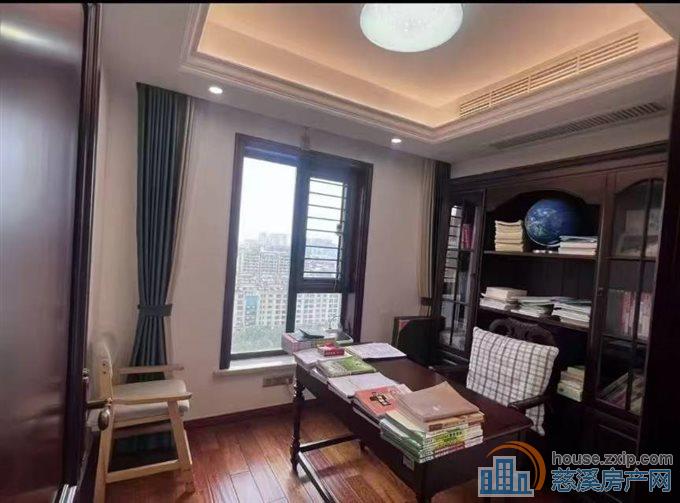 金仕华庭豪装142平方