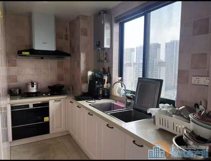 金仕华庭二期142平中上层豪装不占学籍