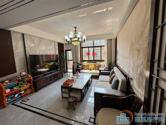 中梁泊景庭159平298万上叠大露台