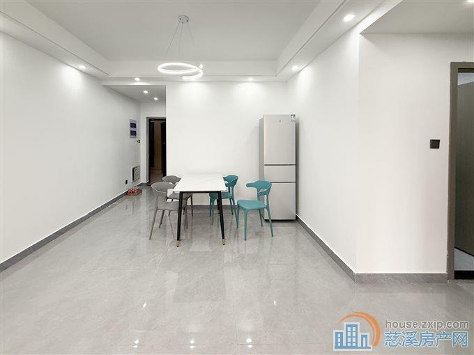 明月佳苑90平116.8万带车位杂物间