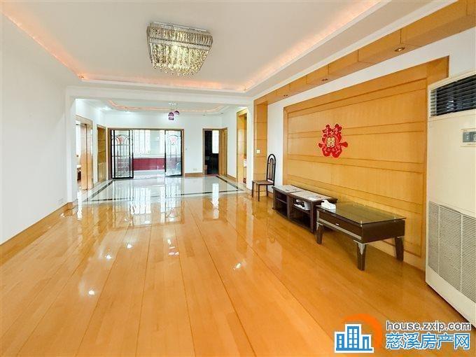 三北公寓157平139.8万送朝南大车库