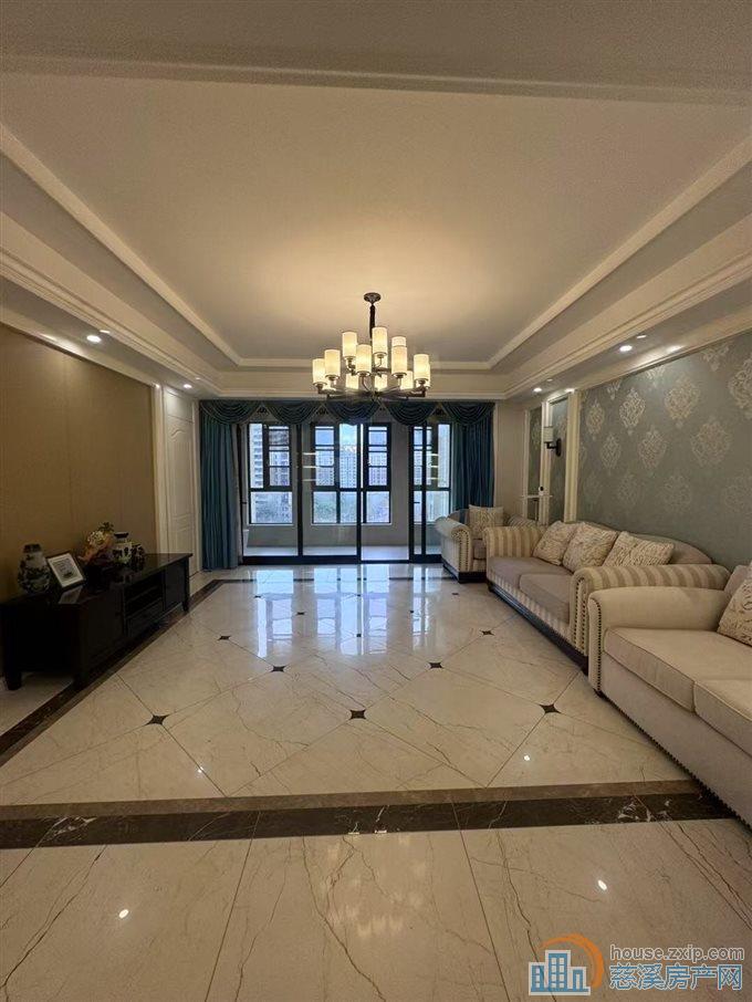 凯旋门220平四室四卫全新婚房豪华