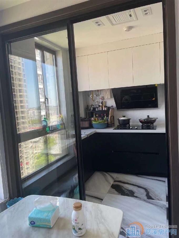 嘉景园120平精装162万满五唯一带车位