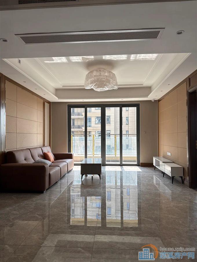 恒大河悦府130平130万精装修