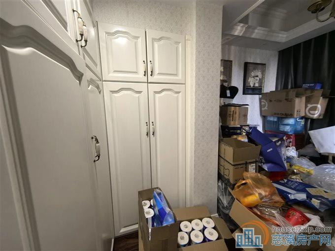 华润凯旋门177平368万满五唯一地暖