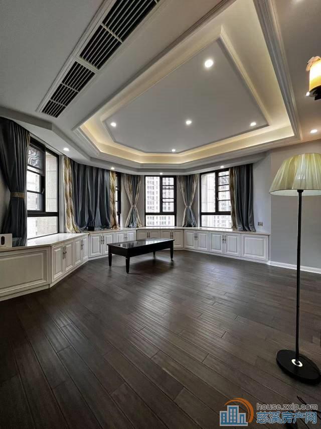 华润凯旋门220平地暖品牌家电