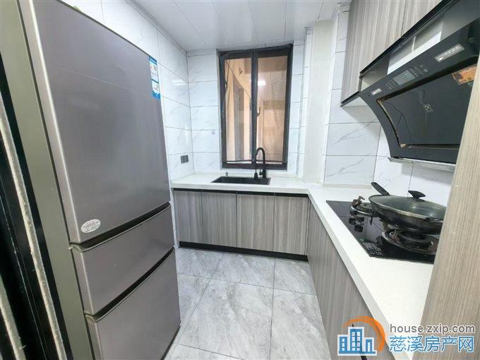 捡漏观湖佳苑电梯房93平好楼层精装湖景房