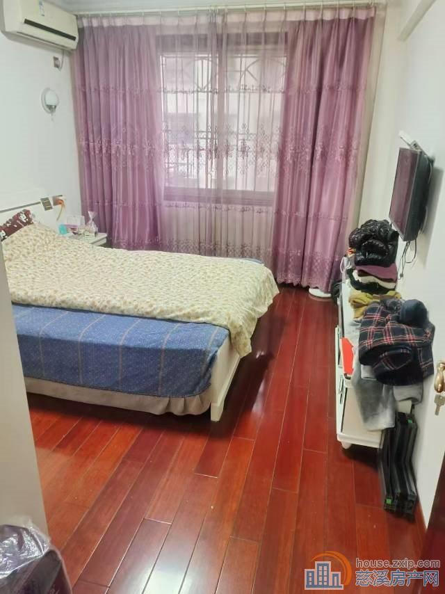 金南小区4楼73.6平十架精装78万