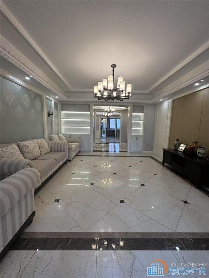 凯旋门220平四室四卫全新婚房豪华