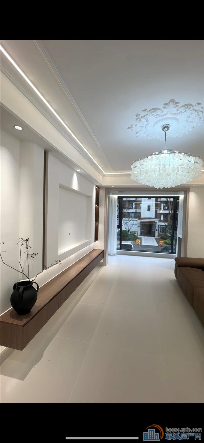 蔚蓝云图全新精装修拎包入住直接钥匙在