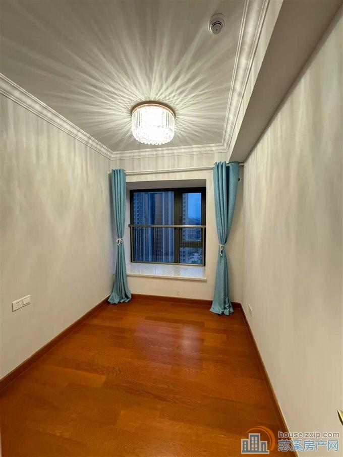 恒大河悦府117平89万湖景房