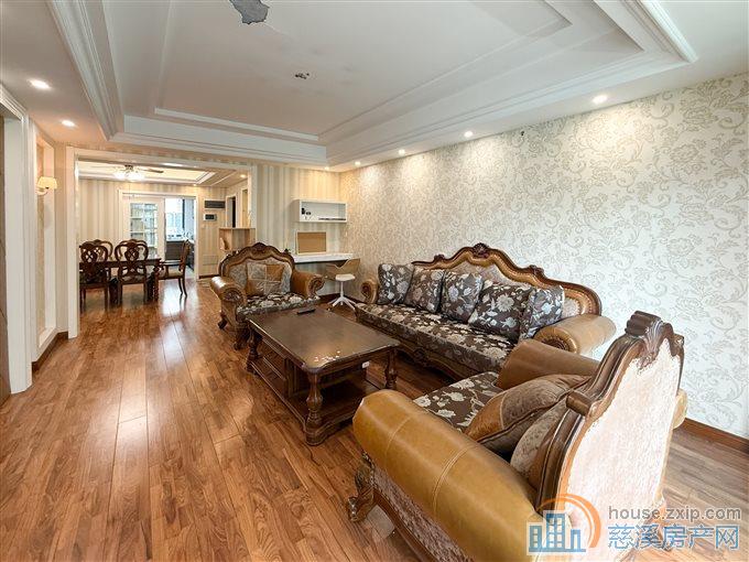 金色港湾 拎包入住 城北核心地段