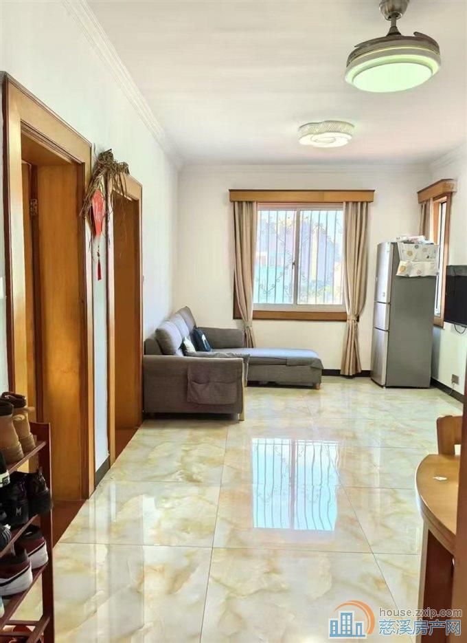 捡漏来园丁新村5楼86平架空层精装