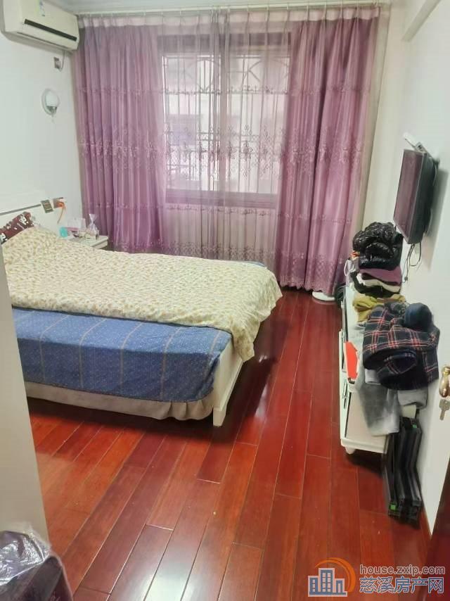 金南小区4楼73.6平精装78万满五唯一