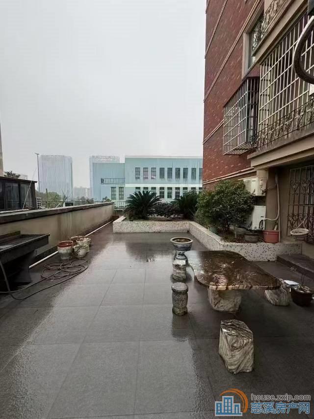 碧海星辰直接豪华装修大露台