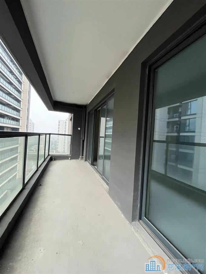 江樾潮启 洋房带车位 143平238万