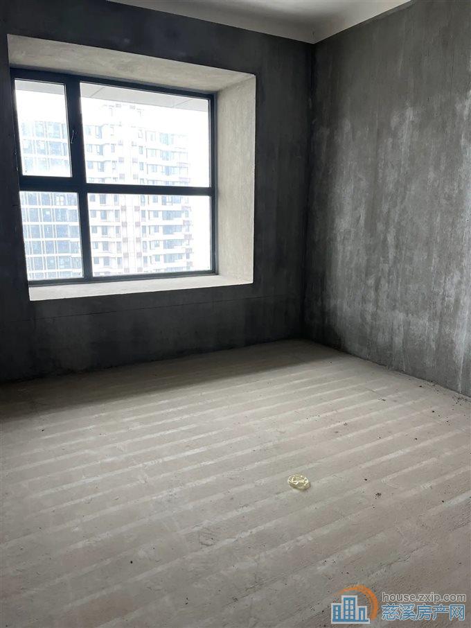 悦城玖号花园  全新毛坯 带车位 满两年