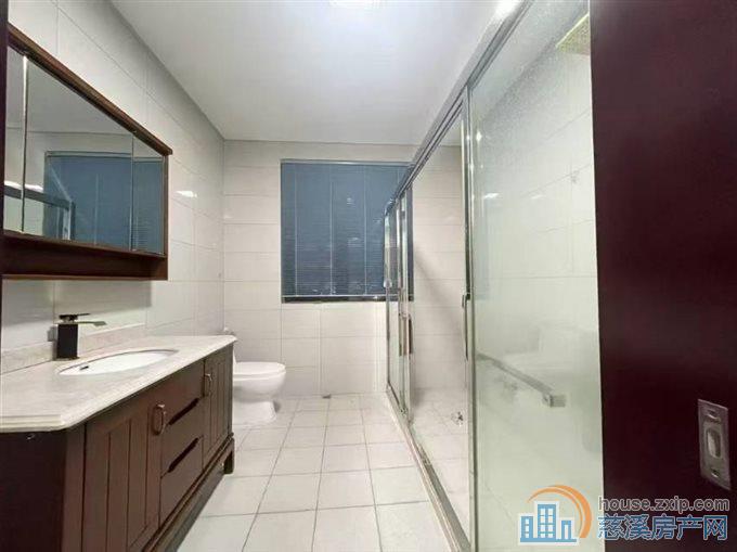 恒厚阳光城二期143平高楼层精装212万